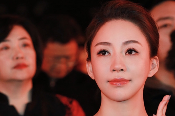 九球天后潘曉婷